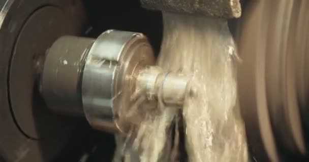 Ακριβείας μέταλλο αλεστικό μηχάνημα εργασίας — Αρχείο Βίντεο