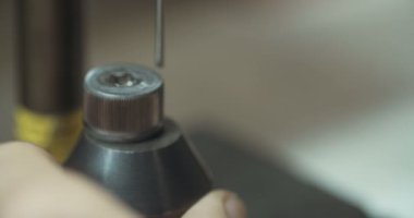 Metal parçalar ölçümü 