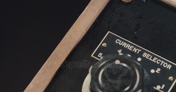 Apparecchiature elettriche d'epoca . — Video Stock