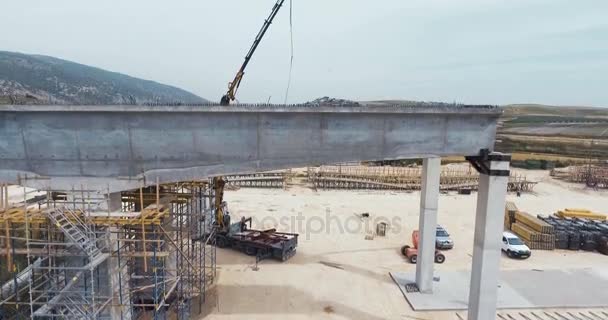 Μεγάλης κλίμακας δρόμο construction site, με σήραγγες και γέφυρες — Αρχείο Βίντεο