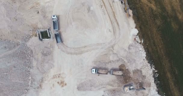 Chantier routier à grande échelle, avec tunnels et ponts — Video