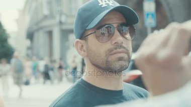 Amerikalı turist Prag yürüyüş