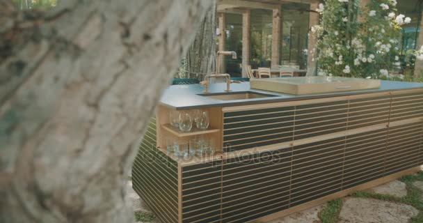 Outdoor luxury kitchen — Stock Video