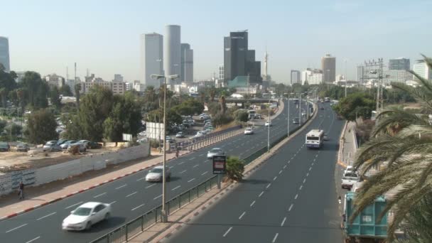 Ramat Gan, Israel, Circa 2011 - Ocupada calle con muchas personas caminando — Vídeos de Stock