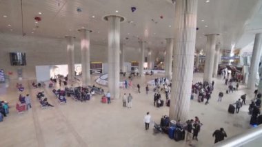 Havaalanı Bagaj ile terminal insanlarda