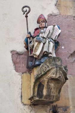 Gotik Ortaçağ saint adam heykeli