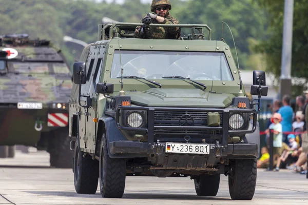 Deutscher leichter gepanzerter Streifenwagen enok — Stockfoto