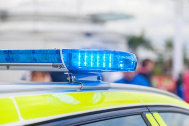 İsveç Polisi mavi ışık bar