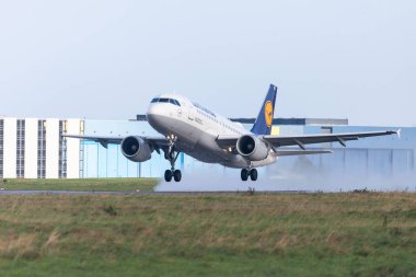 Airbus A319-100 havayolu Lufthansa üzerinden uluslararası havaalanından alır