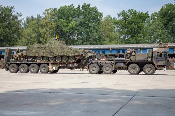 Burgo Alemania Junio 2016 Tractor Pesado Alemán Slt Elefant Transportador — Foto de Stock