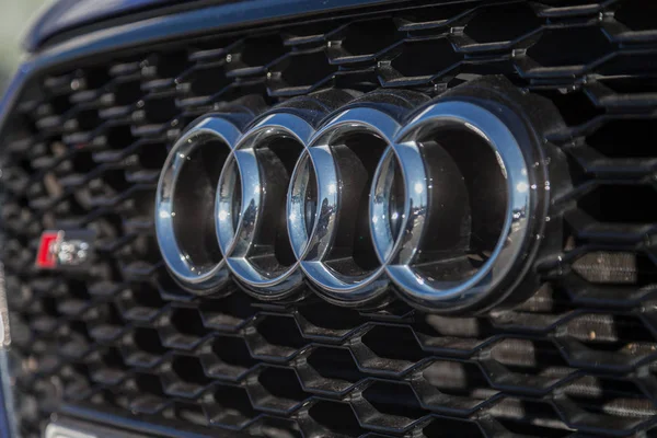 Fuerte Alemania Febrero 2018 Audi Emblema Coche Audi Audi Fabricante — Foto de Stock