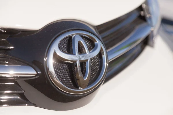 Fuerth Germany Февраля 2018 Года Логотип Toyota Автомобиле Toyota Motor — стоковое фото