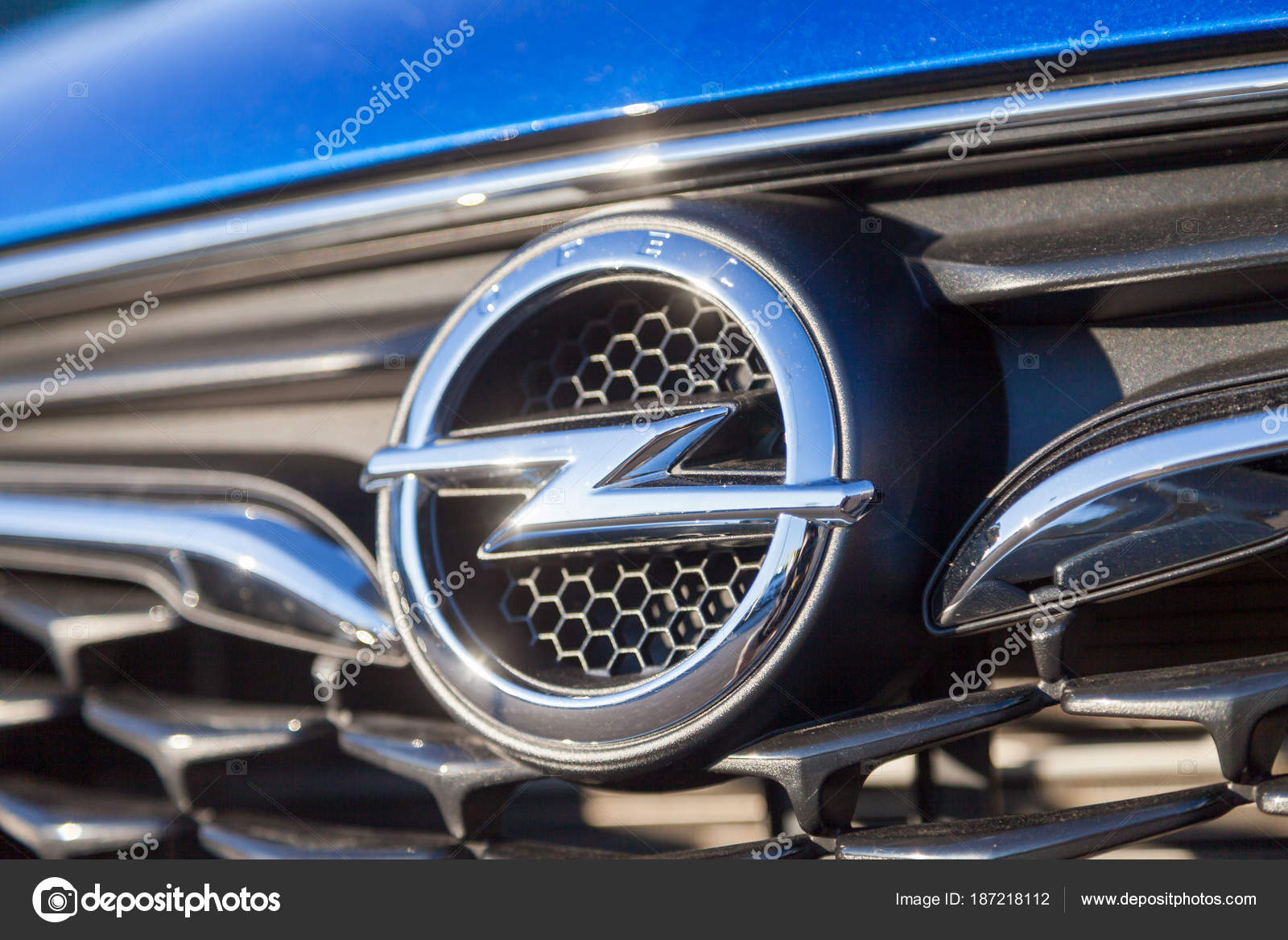 Nuernberg Germany March 2018 Opel Logo Car Opel Car Dealer – Stock  Editorial Photo © huettenhoelscher #187218112