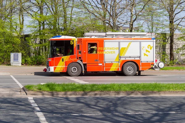 Hannover Niemcy Kwietnia 2018 Niemiecki Ogień Usługi Pojazdu Zawodowej Straży — Zdjęcie stockowe