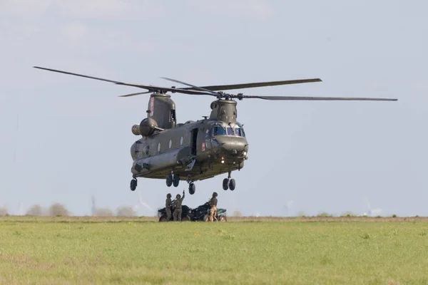 Берлин Германия Апреля 2018 Года Военно Транспортный Вертолет Chinook Boing — стоковое фото