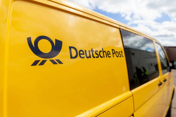 Altentreptow Alemanha Maio 2018 Veículo Transporte Volkswagen Deutsche Post Correio — Fotografia de Stock