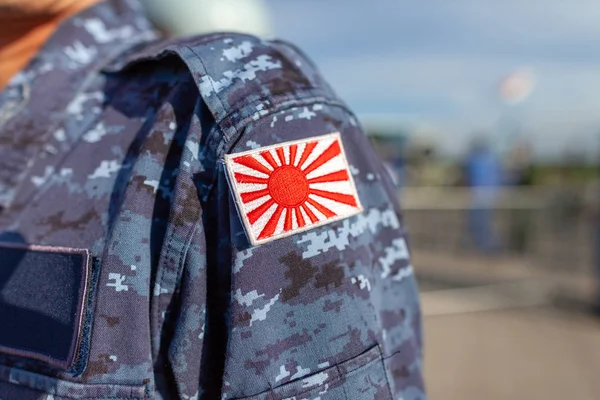 Stoupající Slunce Vlajka Japonsko Patch Uniformě Vojáka — Stock fotografie