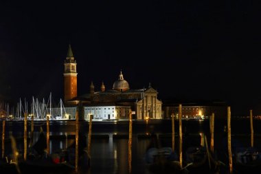 Gondol ve Chiesa di San Giorgio Maggiore, San Marco Meydanı Venedik, İtalya