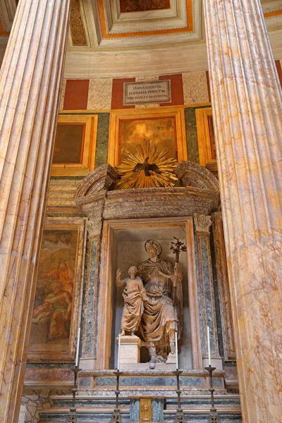 Interior do Panteão em Roma, Itália — Fotografia de Stock