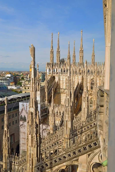El techo de la Catedral de Milán (Duomo di Milano ) — Foto de Stock