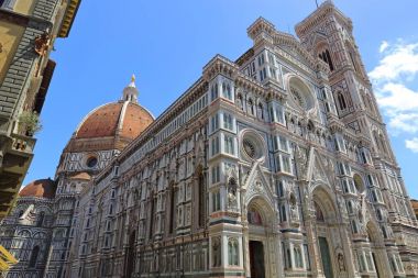 Basilica di Santa Maria del Fiore ya da Duomo (Basilica of Saint Mary çiçek) Floransa, İtalya