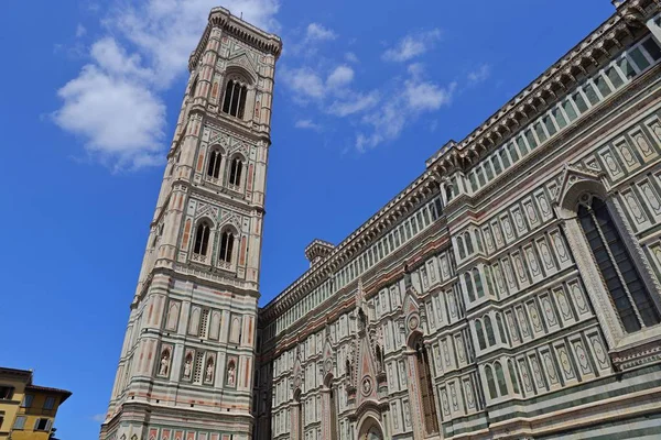 Basilica di Santa Maria del Fiore ou Duomo (Basílica de Santa Maria da Flor) em Florença, Itália — Fotografia de Stock