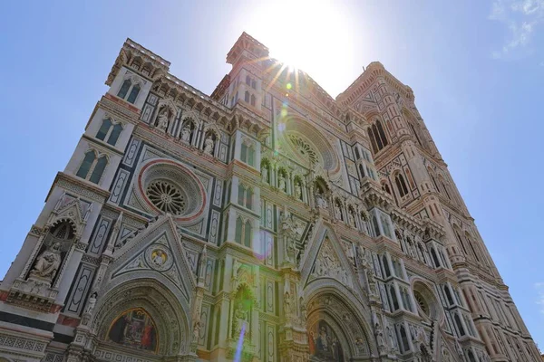 Basilica di Santa Maria del Fiore ou Duomo (Basílica de Santa Maria da Flor) em Florença, Itália — Fotografia de Stock