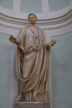 Heykel Uffizi Galerisi 'nde (Galleria degli Uffizi) sergileniyor, Floransa, İtalya