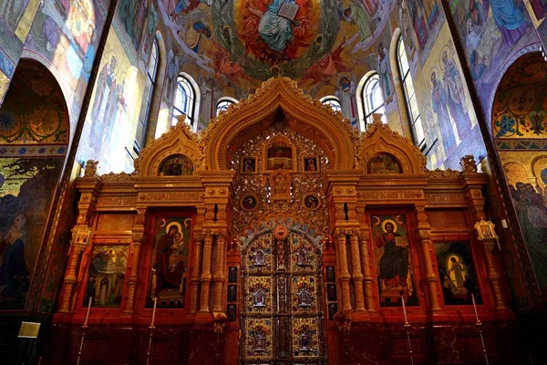 Savior dökülen kan, St Petersburg Rusya üzerinde kilisenin iç