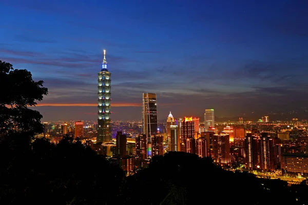 Ciudad Moderna Taipei Edificios Paisaje Urbano Por Noche Ver Capital — Foto de Stock