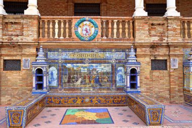 Maria Luisa Park, Seville, İspanya 'da Güzel Mimari Plaza de Espana (İspanya Meydanı) manzarası.