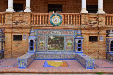 Maria Luisa Park, Seville, İspanya 'da Güzel Mimari Plaza de Espana (İspanya Meydanı) manzarası.