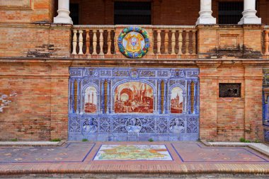 Maria Luisa Park, Seville, İspanya 'da Güzel Mimari Plaza de Espana (İspanya Meydanı) manzarası.