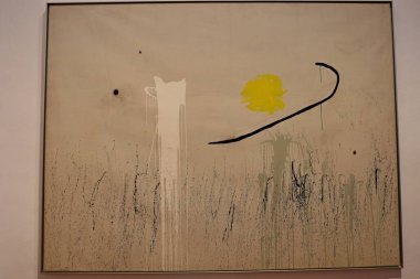 Joan Miro onuruna İspanya 'nın Barcelona kentindeki Montjuic tepesinde bulunan bir modern sanat müzesi olan Fundacio Joan Miro' daki sanat koleksiyonları.