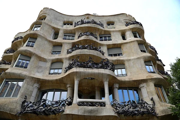 Casa Mila Även Känd Som Pedrera Hus Designat Antoni Gaudi — Stockfoto