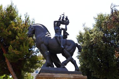  Plaa de Catalunya Caddesi manzaralı Barcelona, İspanya 'daki binalar