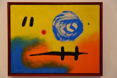 Joan Miro onuruna İspanya 'nın Barcelona kentindeki Montjuic tepesinde bulunan bir modern sanat müzesi olan Fundacio Joan Miro' daki sanat koleksiyonları.