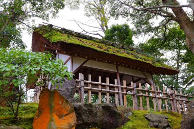 Kenroku-en Kanazawa, Ishikawa, Japonya 'da, Japonya' nın üç büyük bahçesinden biri..