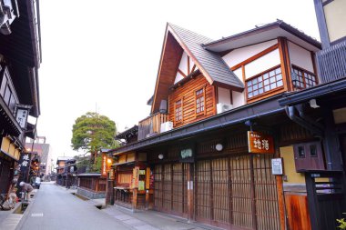 Hida-Takayama, Gifu, Takayama, Japonya 'daki geleneksel ahşap evler iyi korunmuş.