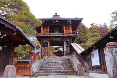 Hida-Takayama, Gifu, Takayama, Japonya 'daki geleneksel tapınak iyi korunmuş.