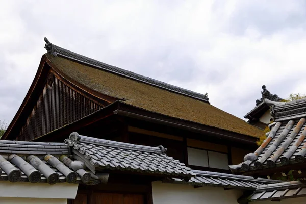 Παραδοσιακή Ιαπωνική Αρχιτεκτονική Στο Συγκρότημα Byodoin Στην Πόλη Uji Κιότο — Φωτογραφία Αρχείου