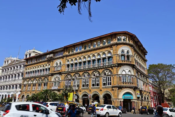 MUMBAI, INDIA - 7 Şubat 2019: Hindistan 'ın finansal, ticari ve eğlence başkenti Mumbai şehir manzarası