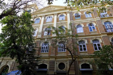 MUMBAI, INDIA - 7 Şubat 2019: Hindistan 'ın finansal, ticari ve eğlence başkenti Mumbai şehir manzarası