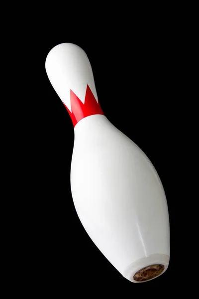 Kuželky na bowlingu izolované na černém pozadí — Stock fotografie
