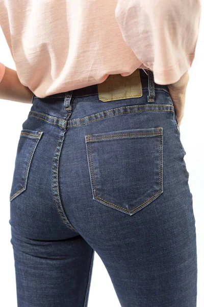 Chica Jeans Muestra Pantalones Vaqueros Fondo Blanco Cerca Pantalones Vaqueros — Foto de Stock