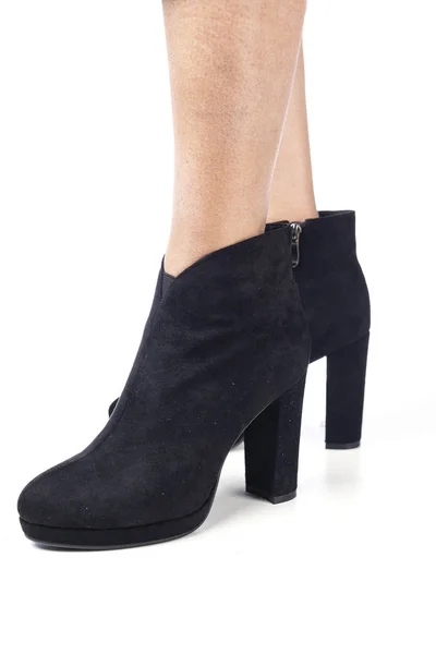 Women Feet Shod Black Demi Season High Heeled Ankle Boots — Stock Photo, Image