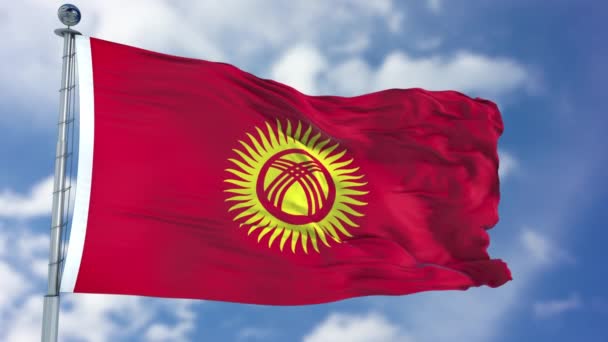 Kirghizistan Drapeau dans un ciel bleu — Video