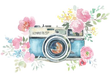 Suluboya fotoğraf etiketi. El çekilmiş fotoğraf makinesi çeşitli çiçeklerle çevrili: Gül, lavanta, yaprakları ve dalları. Suluboya resimler kolaj