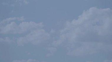 4k ve S-Log3 yılında Köln Katedrali gökten Pan. Sağdan sola. Koelner Dom. Orta atış.