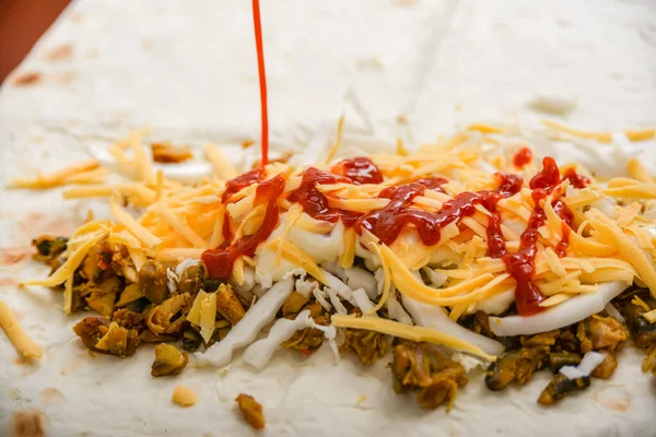 Ketchup Poured Cheese Cabbage Meat — Stock Photo, Image